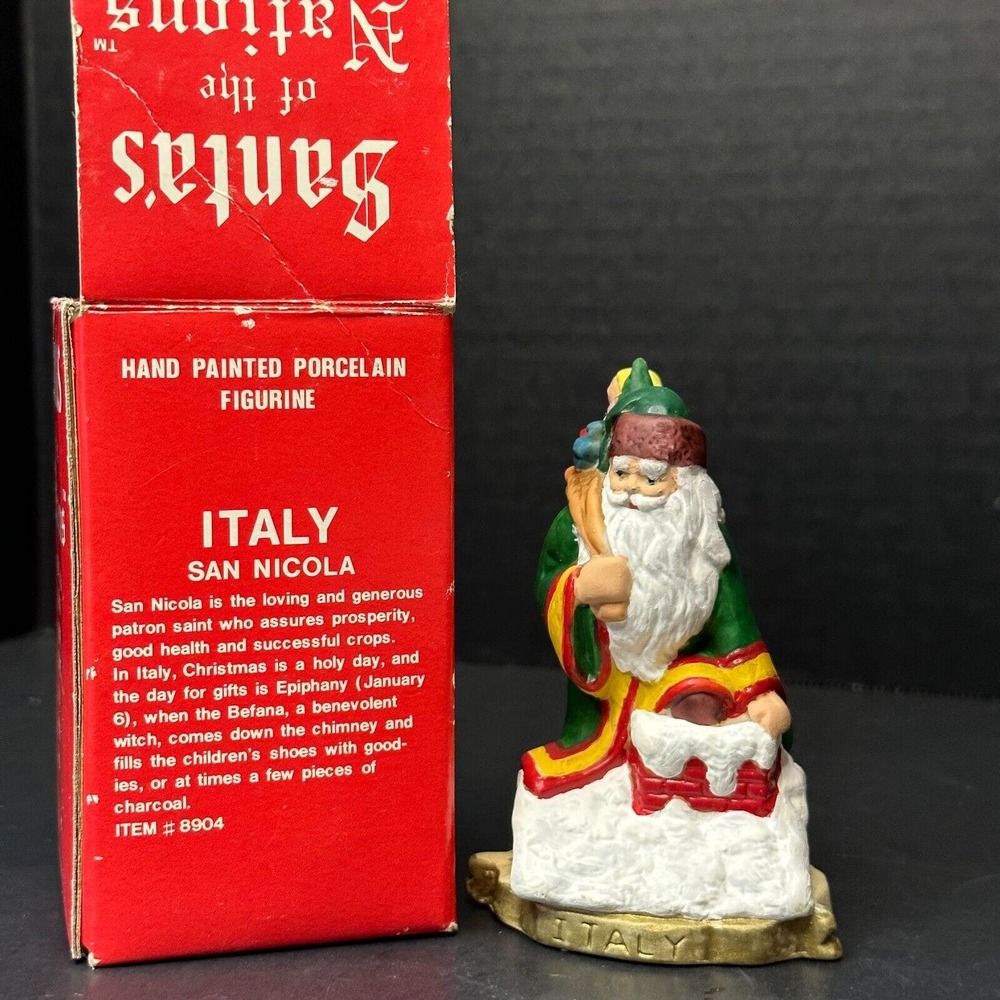 SANTA'S OF THE NATIONS Hand-Painted(repainted)1991 Porcelain Figurine Italy VTG